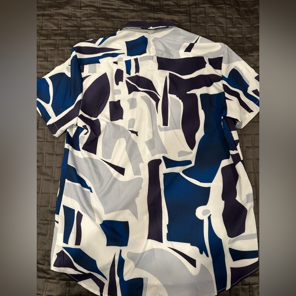 Men’s button down shirt - Picture 3 of 4